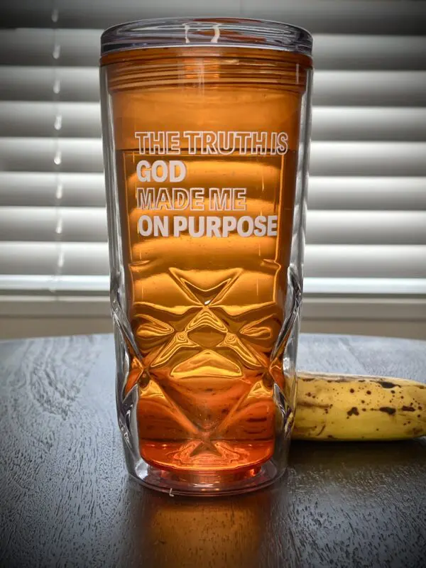 (PRE-ORDER) THE TRUTH IS GOD MADE ME ON PURPOSE, THERMAL MUG